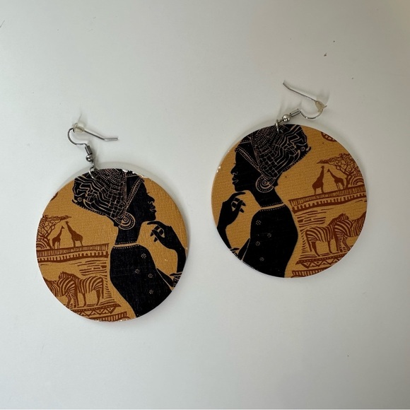 Set of 3 wooden earrings - Picture 3 of 15